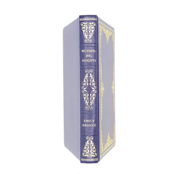 Wuthering Heights by Emily Brontë - Heron Edition Fan Favorite